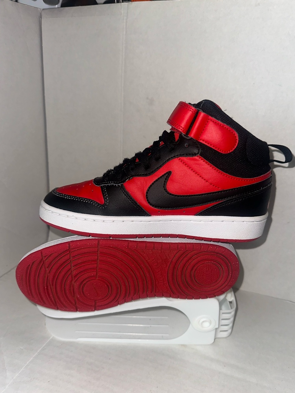 Nike Court Borough Mid 2 Shoes Youth Size 4.5Y Red Black Strap CD7782-602 - Picture 3 of 7